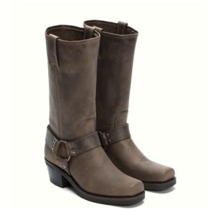 Frye Woman's Harness 12 R Boots In Smoke Size 6.5